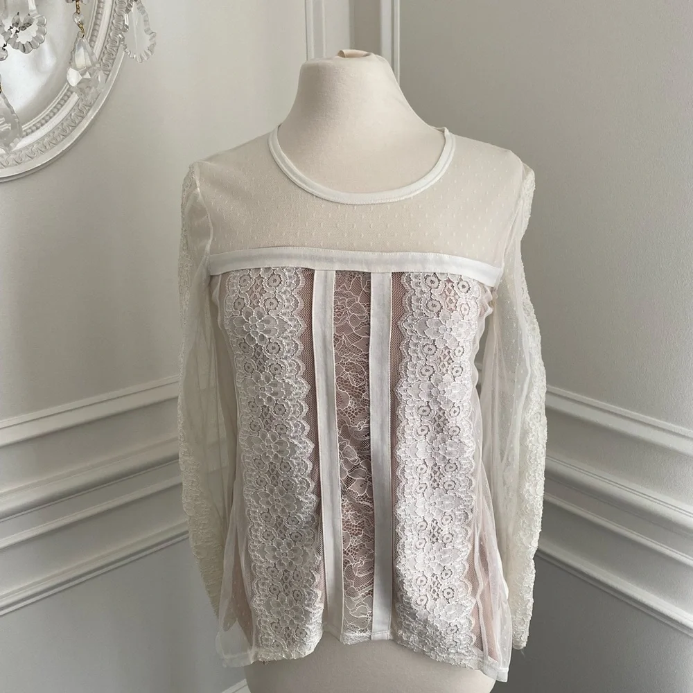 BCBG MaxAzria Addyson Blocked Lace Blouse - Picture 2 of 9